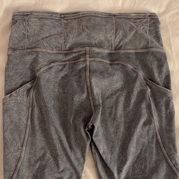 Lululemon Fast and Free High Rise Tight 25" inseam Run Leggings Size 8 - Picture 8 of 13